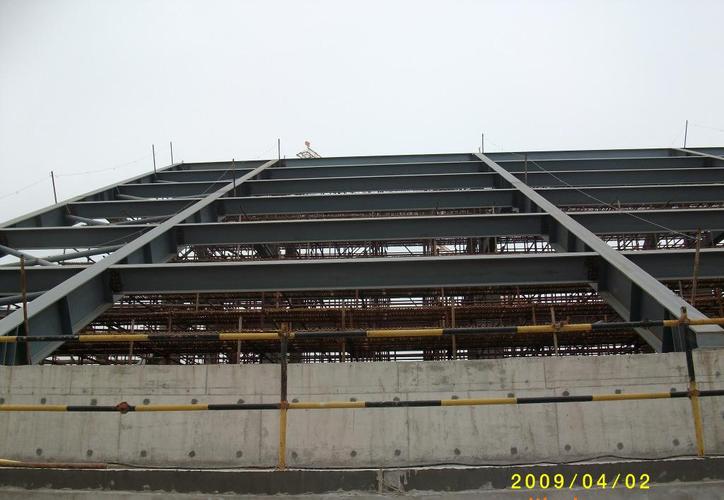 上海军海钢结构工程提供的厂家直销钢结构